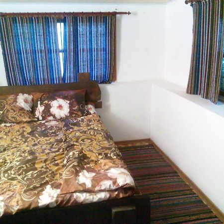 Буцький Каньйон Hotel Buki  Ngoại thất bức ảnh